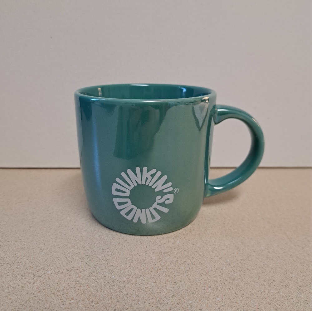 Dunkin’ Donuts Iridescent Turquoise Luster Coffee Mug Circle Logo 2014 Metallic